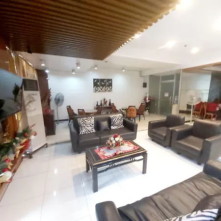 Cosmo Hotel Espana Near Ust
