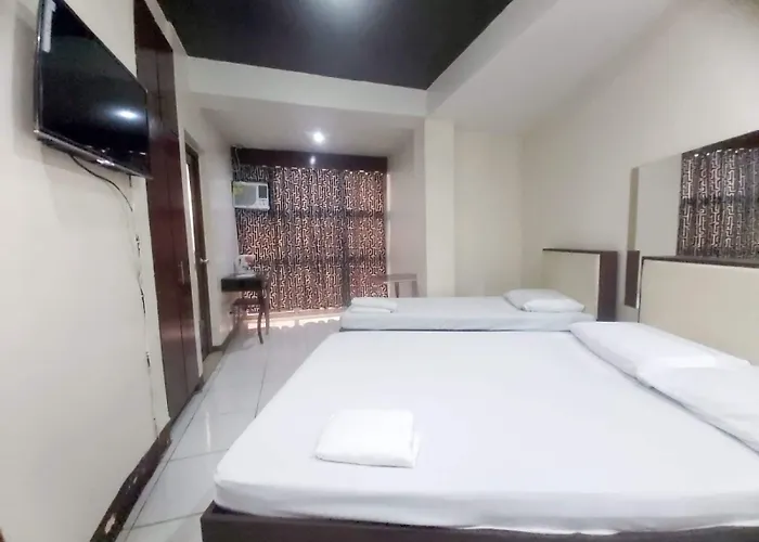 Cosmo Espana Near Ust Hotel Manille