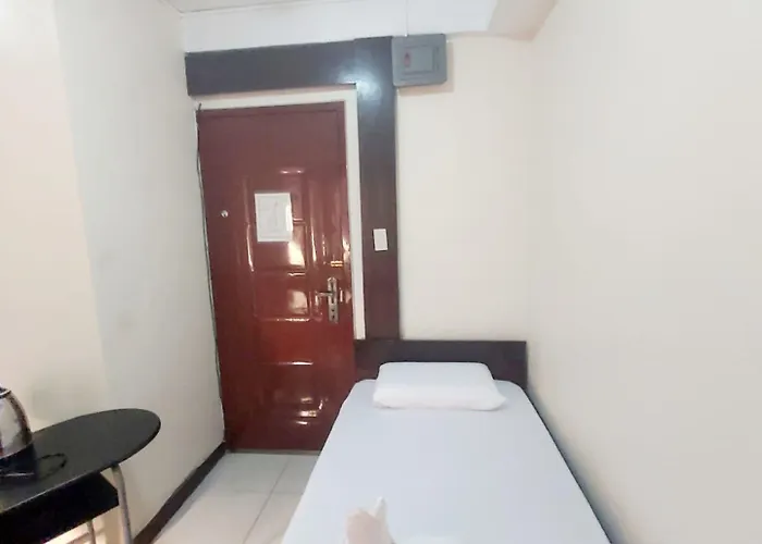 Cosmo Espana Near Ust Hotel Manille